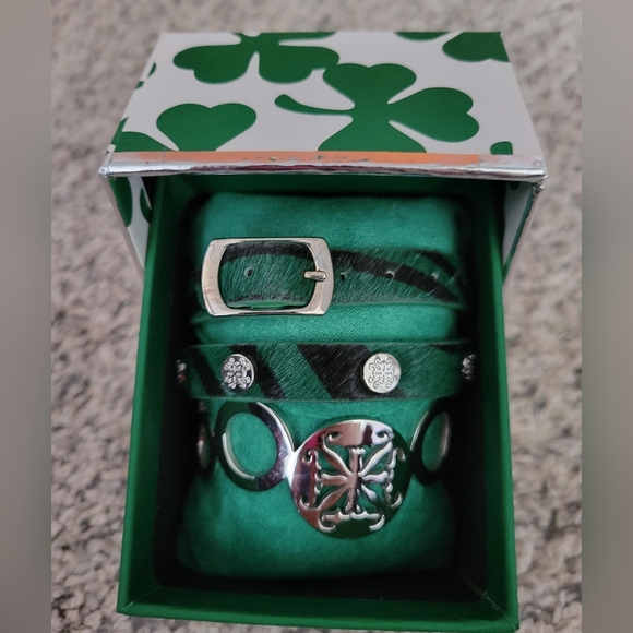 Rustic Cuff green bracelet stack - Picture 1 of 3